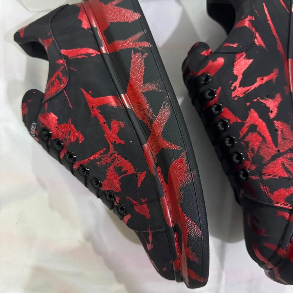 Alexander McQueen Black with Red Metallic Floral Low-Top Sneakers